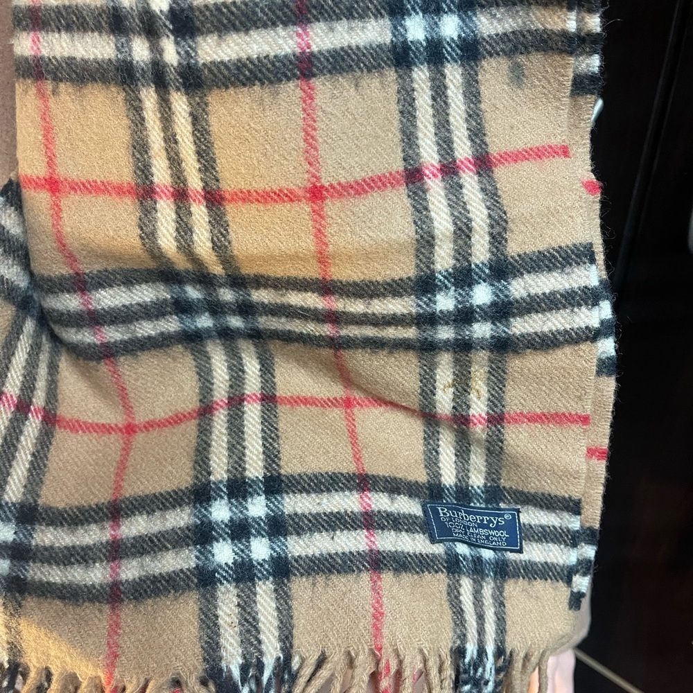 Authentic Burberrys vintage nova check tan scarf (P996) - Picture 6 of 7